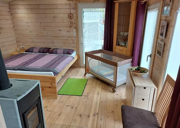 Im Spiel- Und Obstgarten